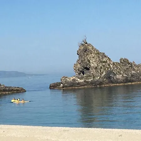 Tenuta Taurianum Panoramichouse E Panoramicb&b *