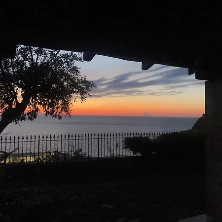 Tenuta Taurianum Panoramichouse E Panoramicb&b Nyaraló *