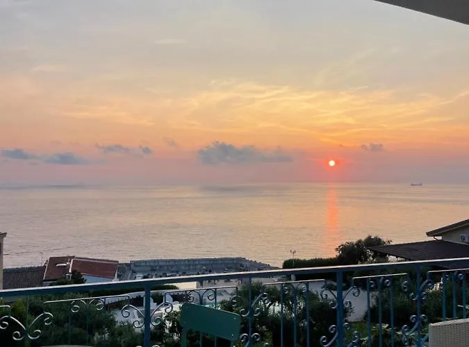 Tenuta Taurianum Panoramichouse E Panoramicb&b * パルミ