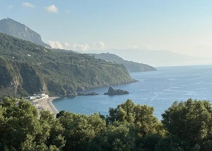 Tenuta Taurianum Panoramichouse E Panoramicb&b